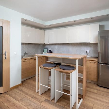 Apartament Albatros 75M Z Ogrodkiem Διαμέρισμα Βαρσοβία Εξωτερικό φωτογραφία